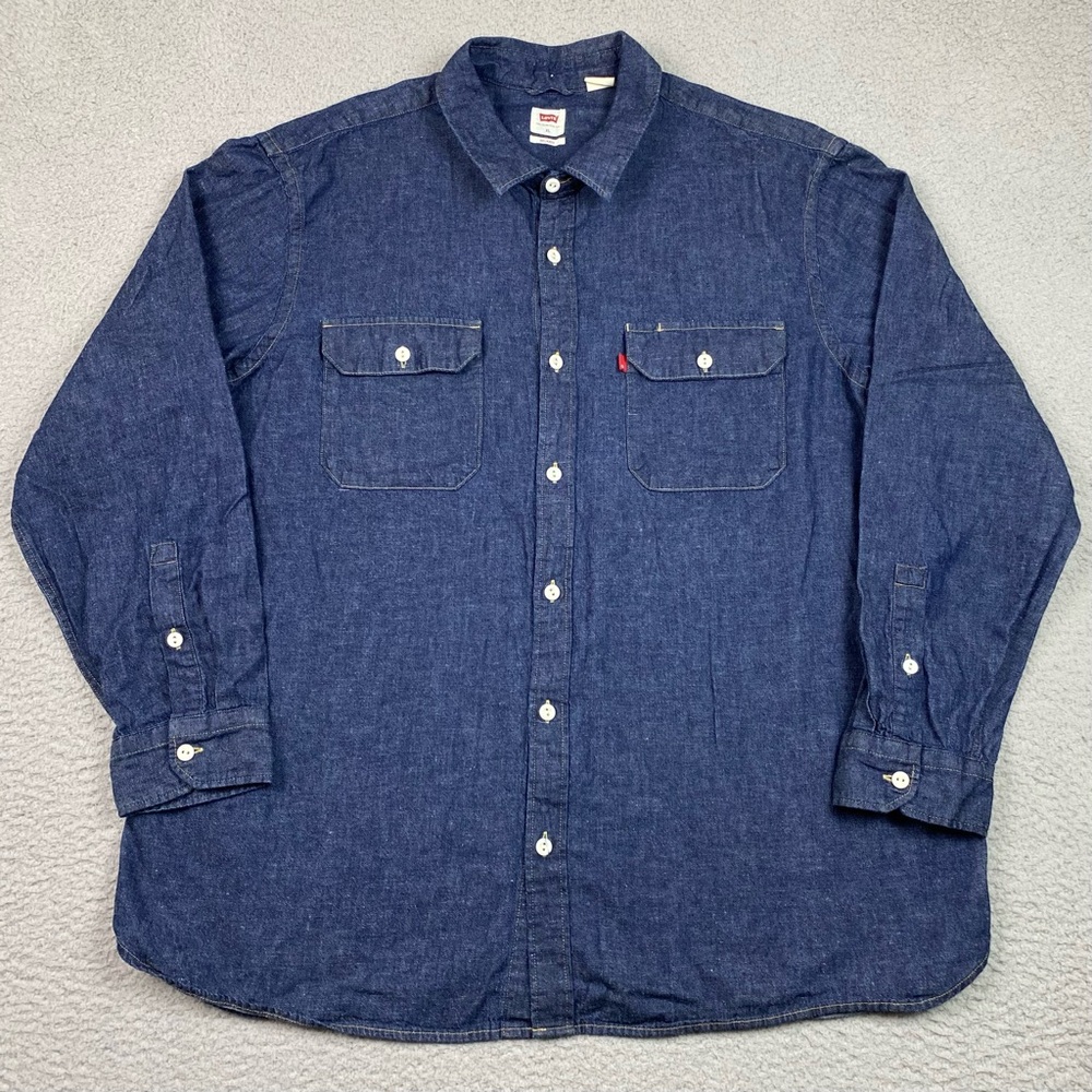 Levi’s Chambray Shirt Men's Size XL Dark Wash Blue Long Sleeve Button Up Relaxed
